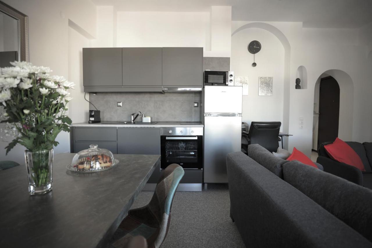 Modern 2 Bedroom Apartment Next To Metro - Marousi Athen Eksteriør billede